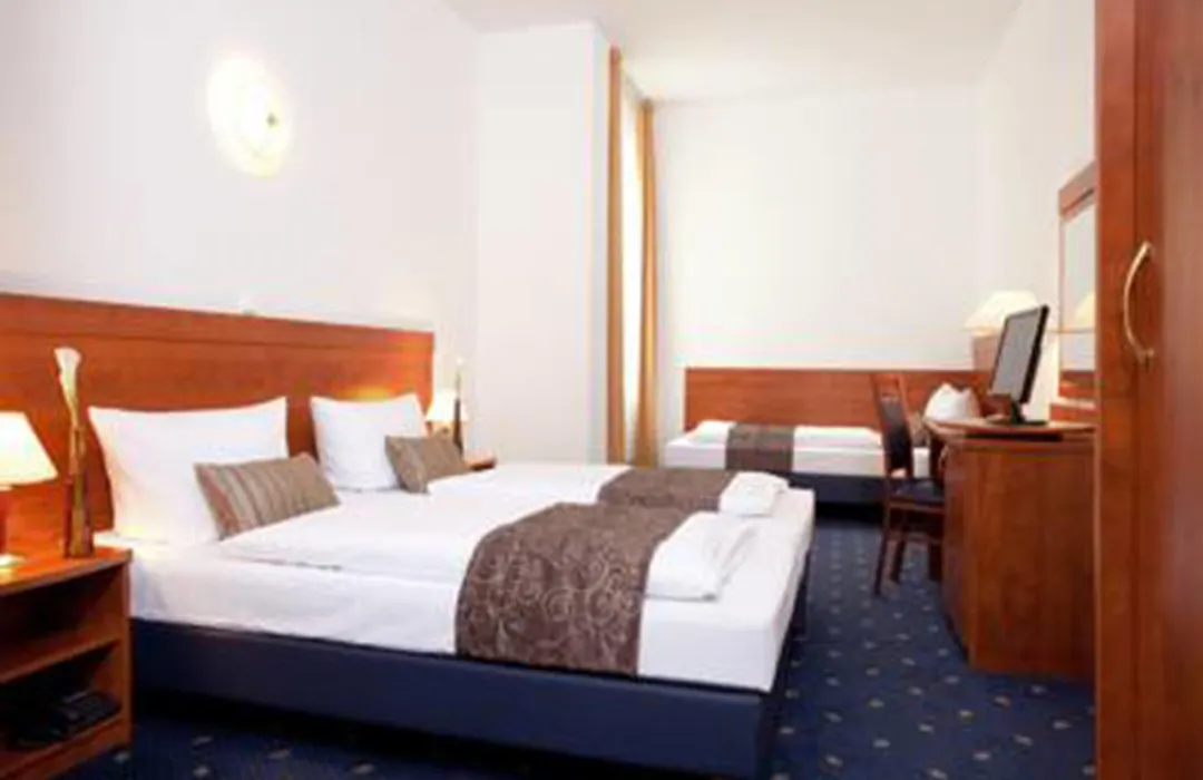 Hotel Atrium Charlottenburg-1